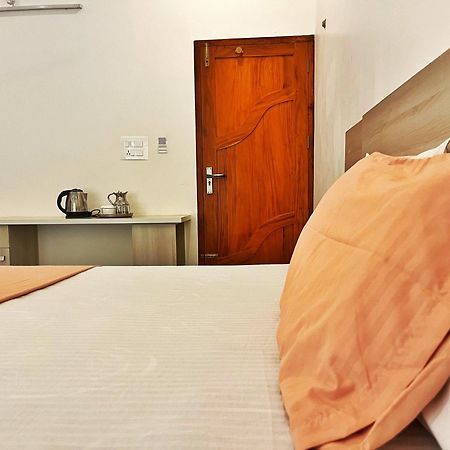 Bava Beach Resort & Retreat Center Varkala Dış mekan fotoğraf
